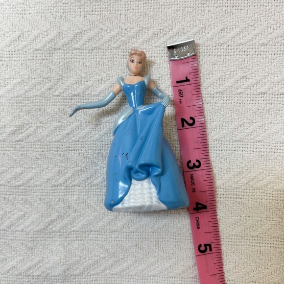 DISNEY Princess Cinderella Cake Topper - Blue dress, 4" - Picture 6 of 8
